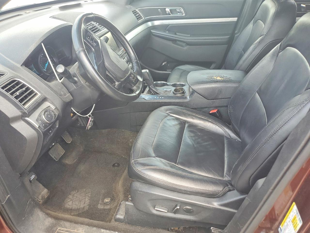 2016 FORD EXPLORER XLT photo 13