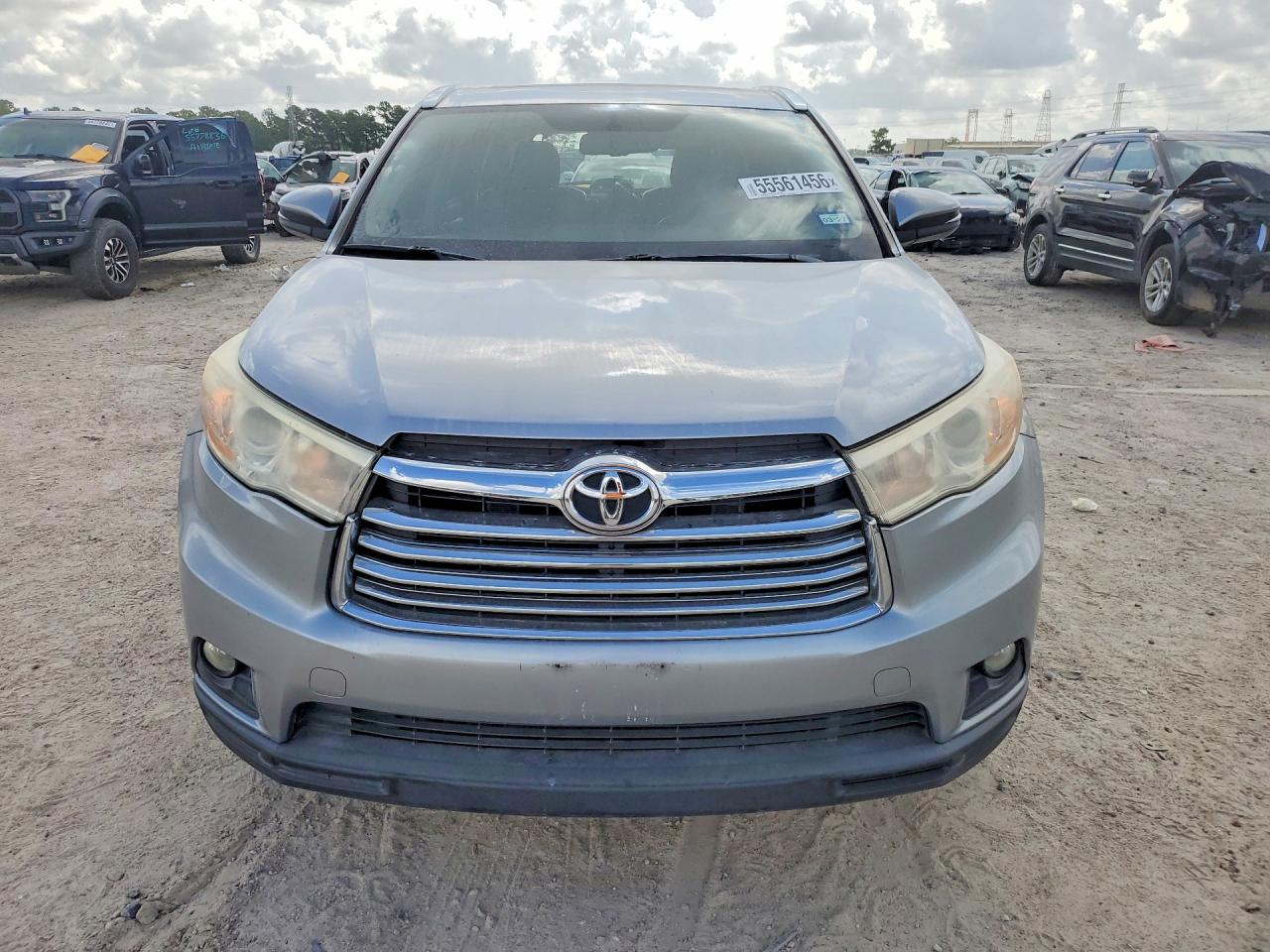 2014 TOYOTA HIGHLANDER XLE photo 13