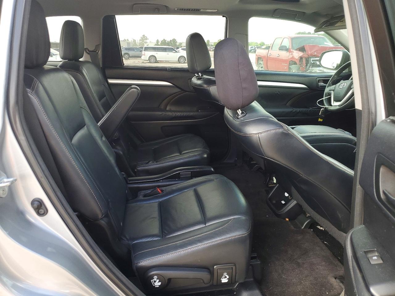 2014 TOYOTA HIGHLANDER XLE photo 31