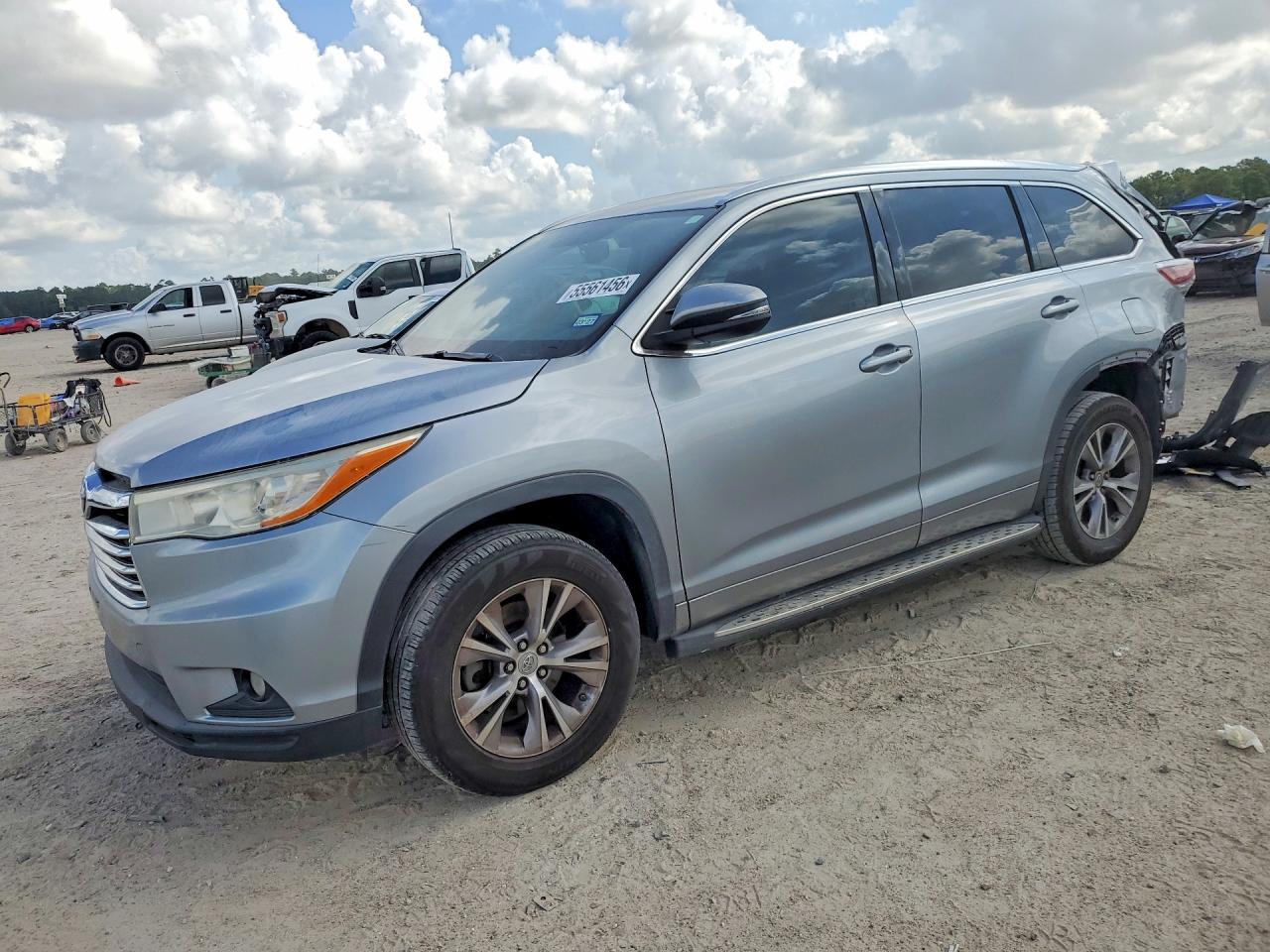 2014 TOYOTA HIGHLANDER