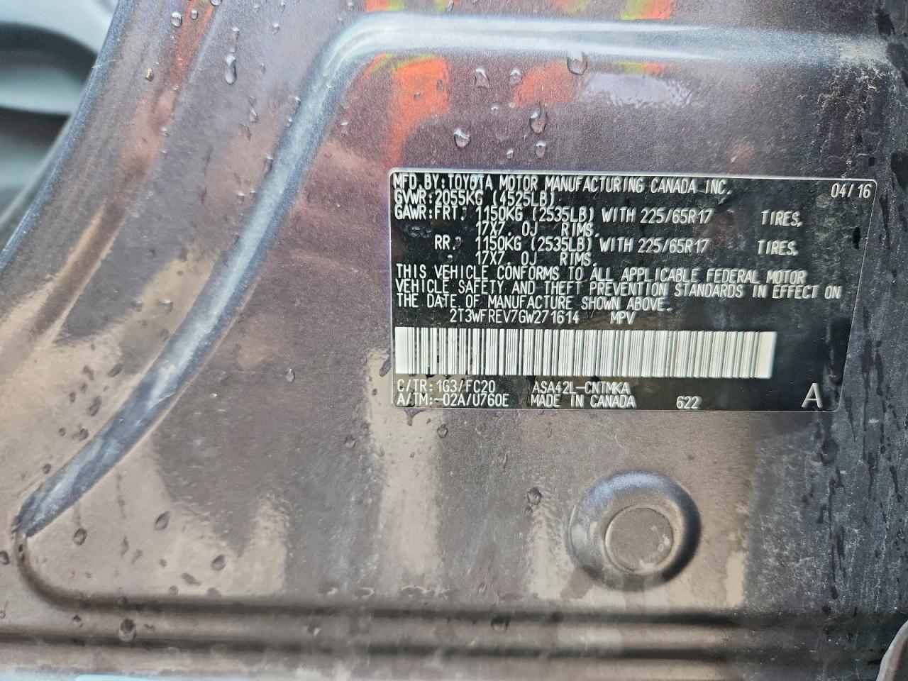 2016 TOYOTA RAV4 XLE photo 37