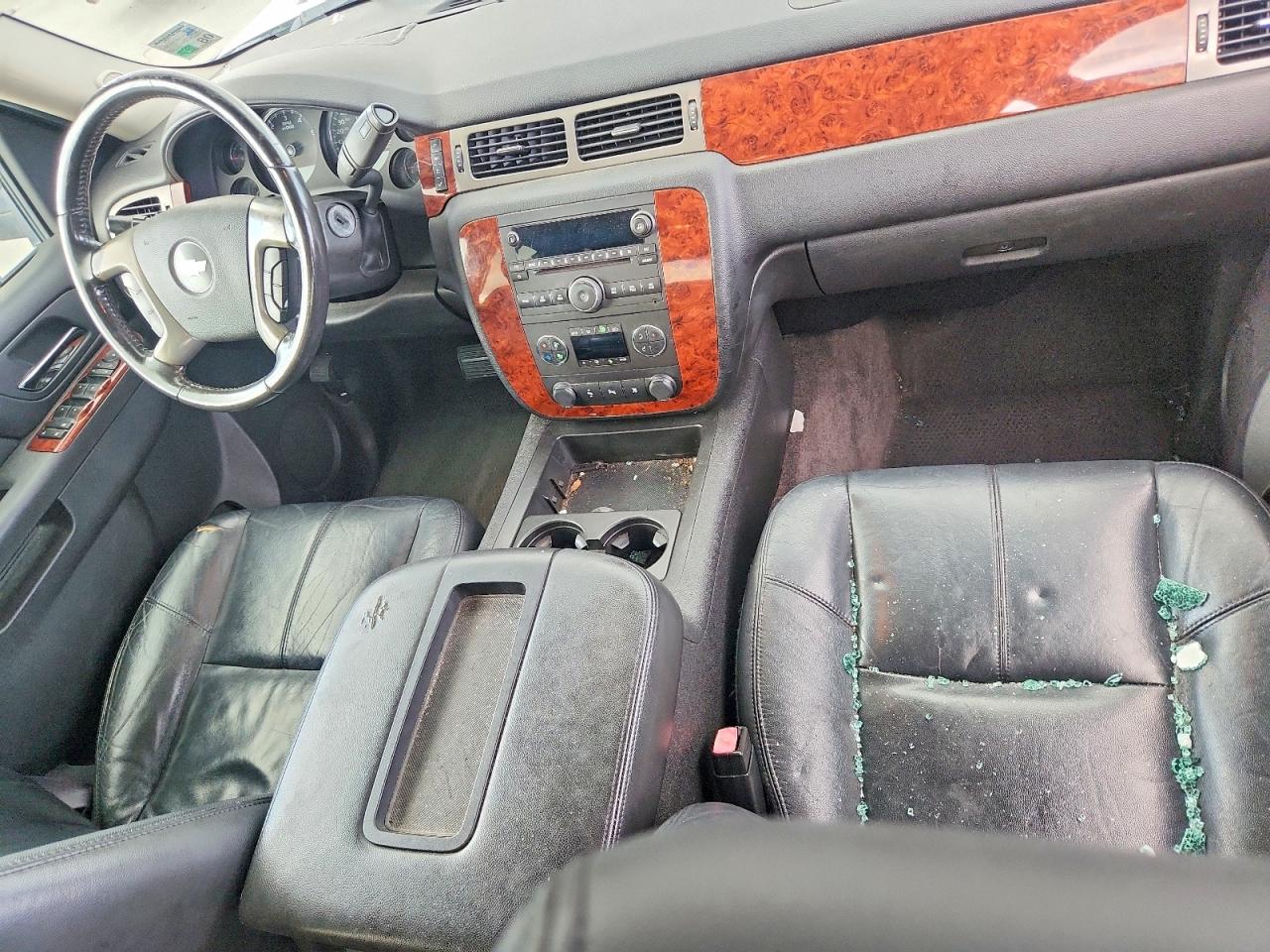 2011 CHEVROLET AVALANCHE LT photo 15