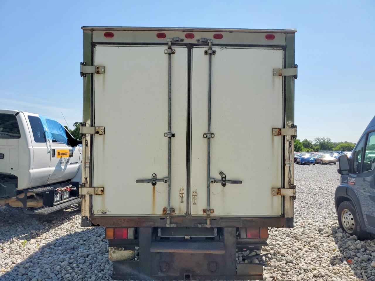 2004 ISUZU NPR BOX TRUCK photo 11