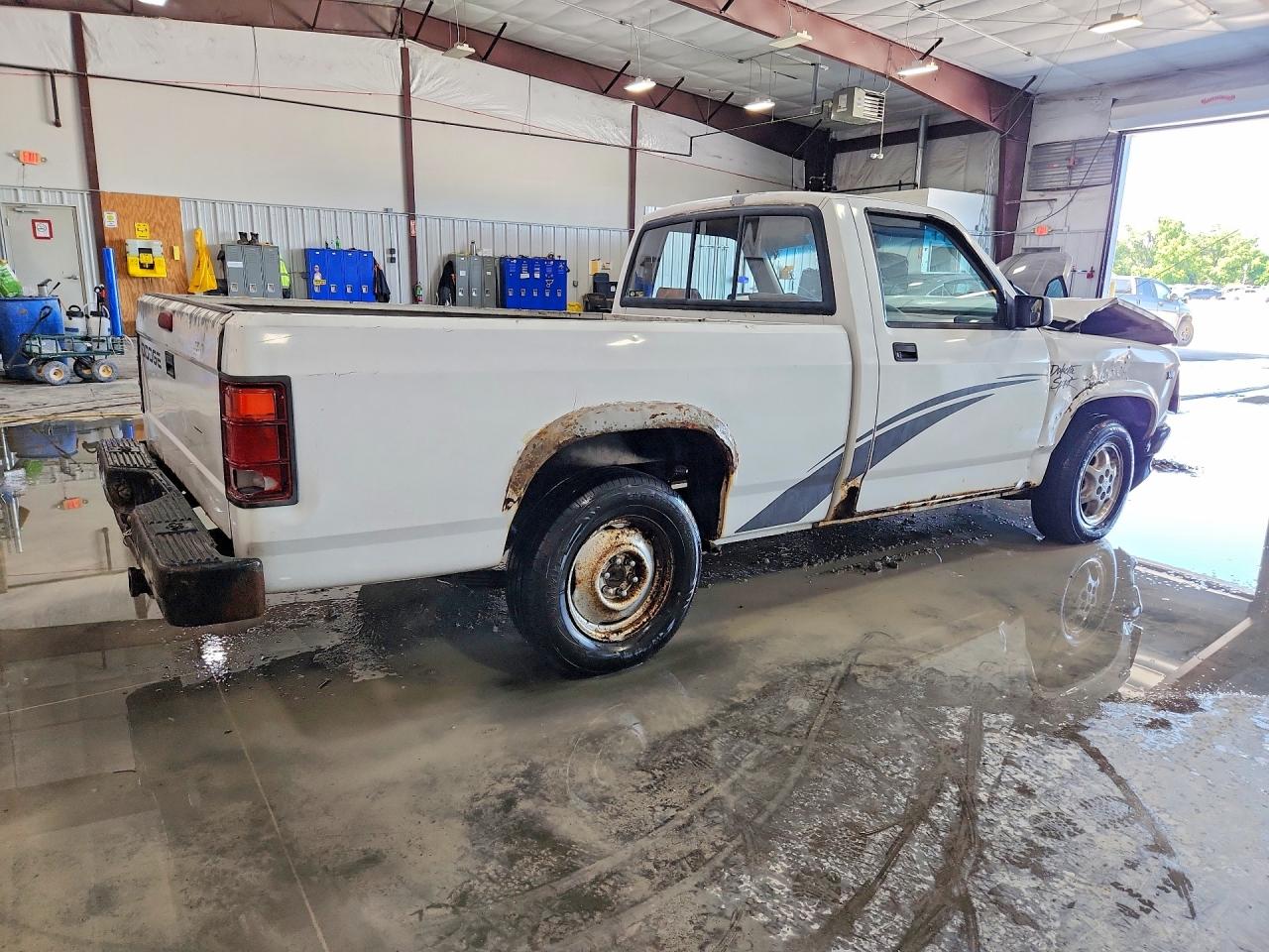 1995 DODGE DAKOTA photo 3