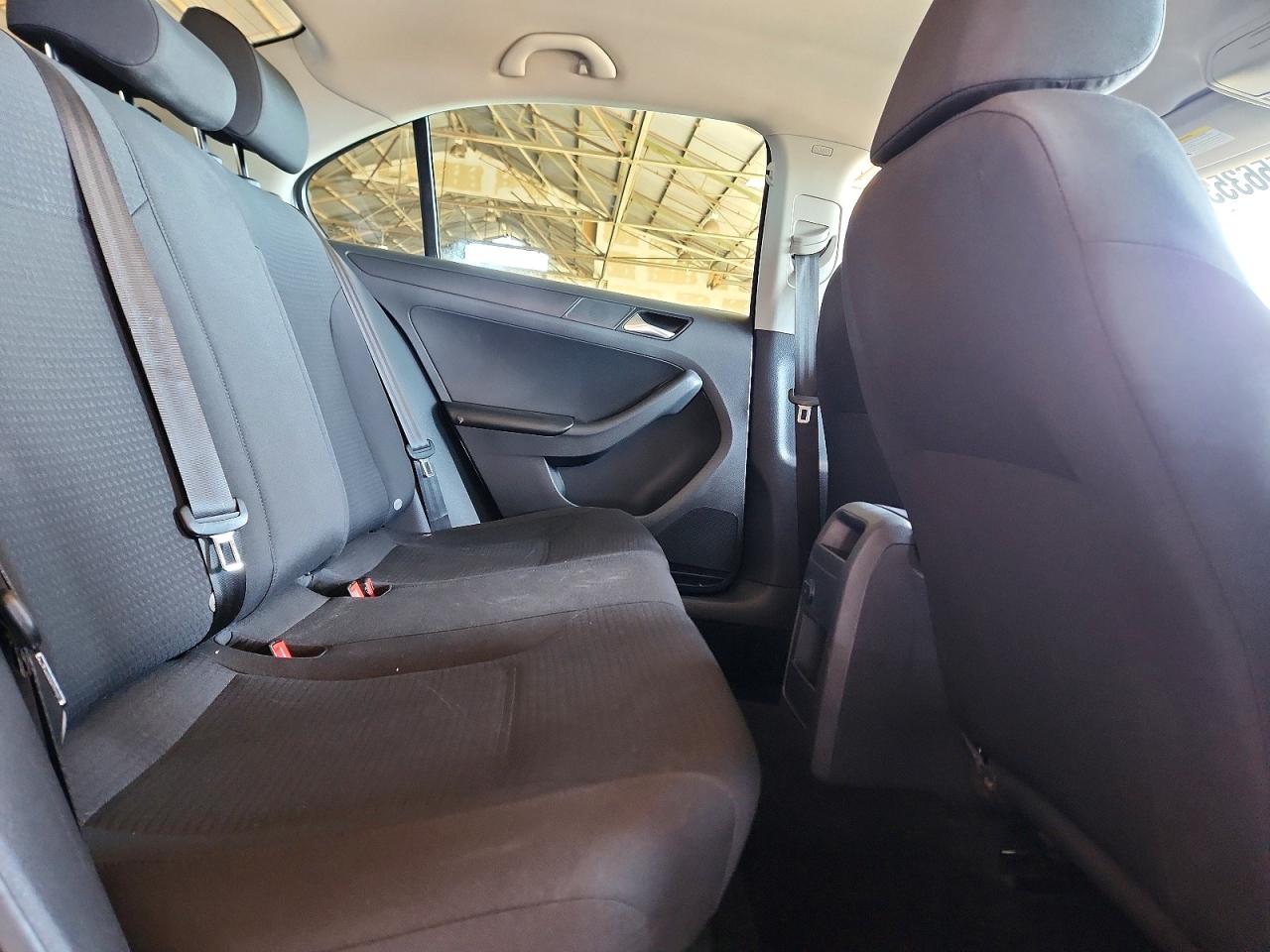 2016 VOLKSWAGEN JETTA S photo 19