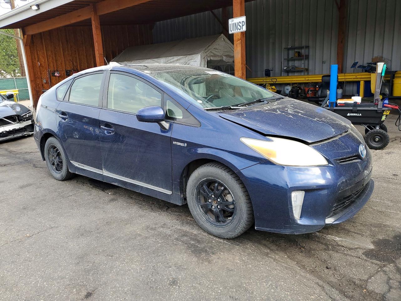 2013 TOYOTA PRIUS FOUR photo 7