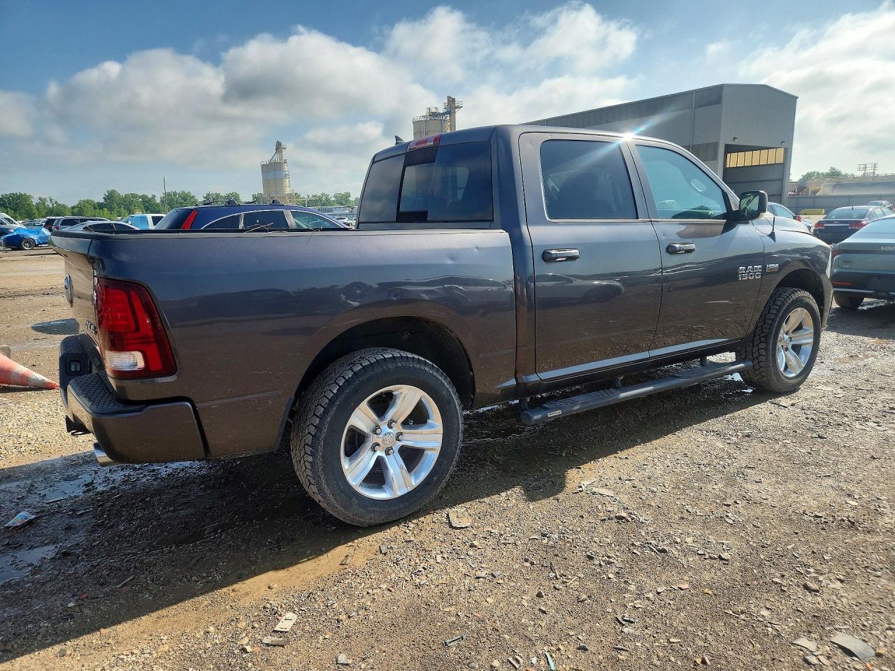 2014 RAM 1500 SPORT photo 7
