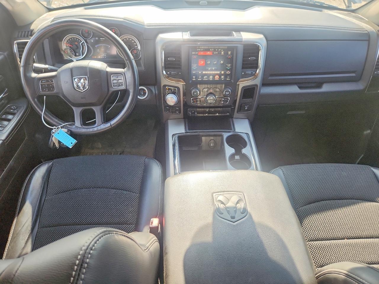 2014 RAM 1500 SPORT photo 22