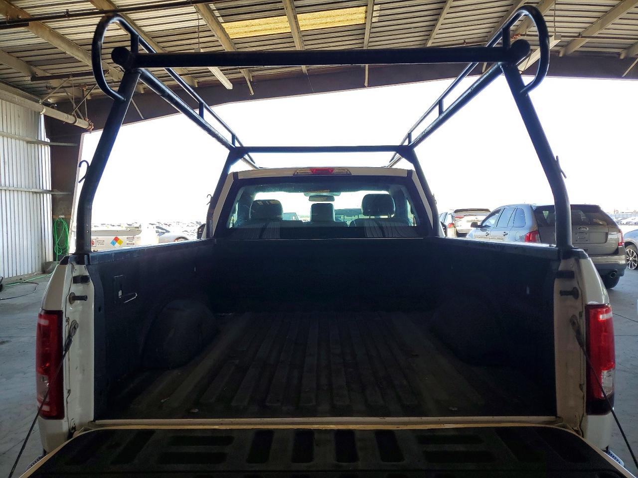 2017 FORD F150 photo 28
