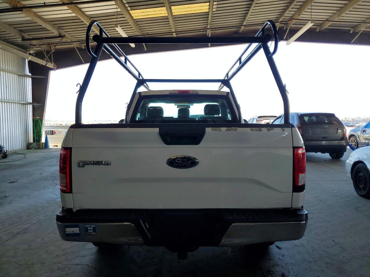 2017 FORD F150 photo 16