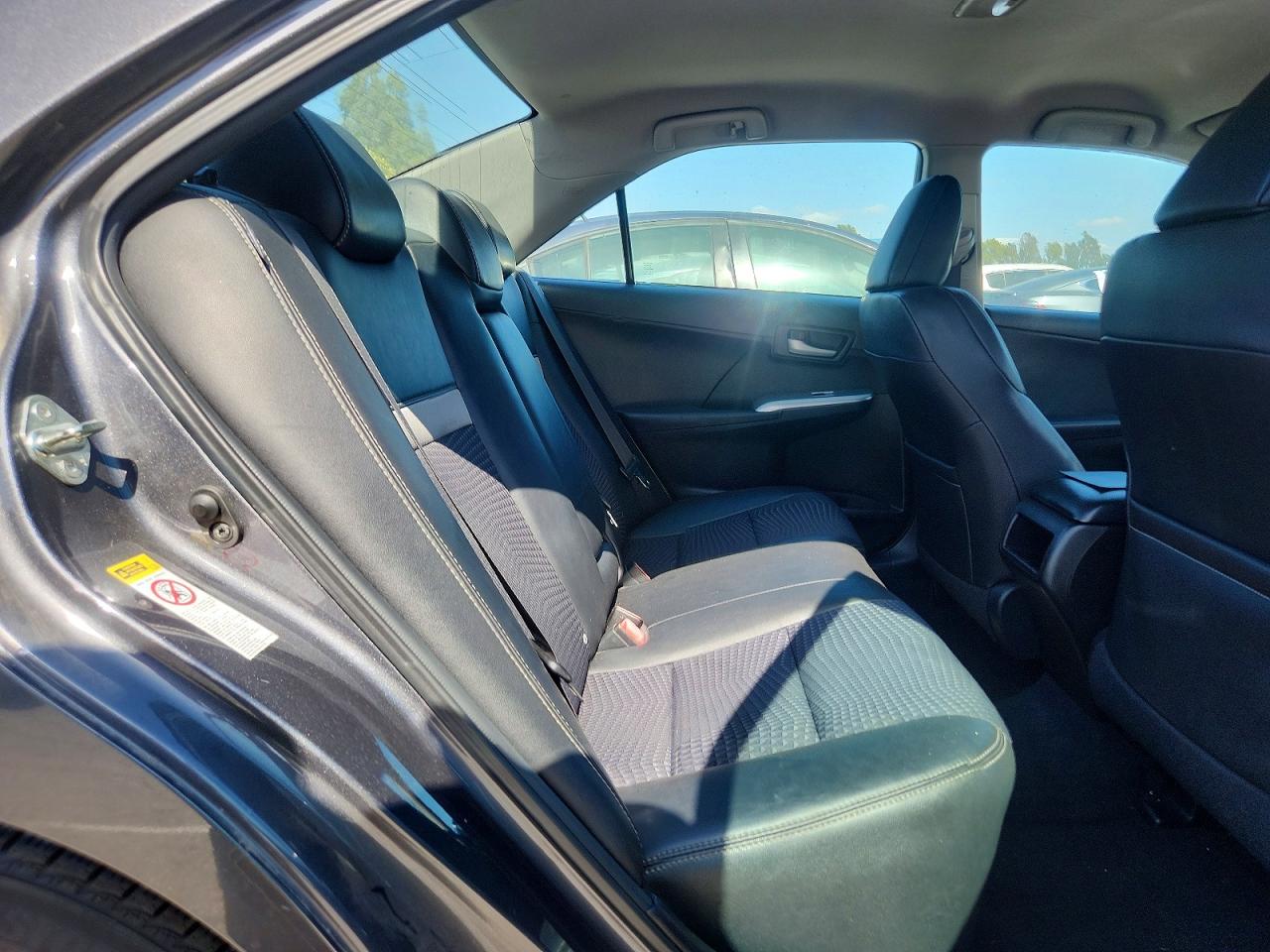 2012 TOYOTA CAMRY SE photo 10