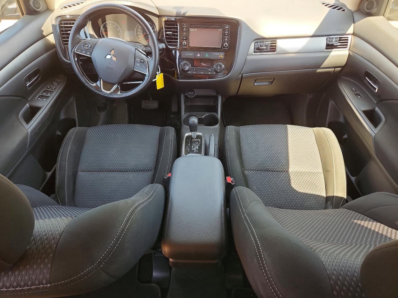 2016 MITSUBISHI OUTLANDER ES photo 15