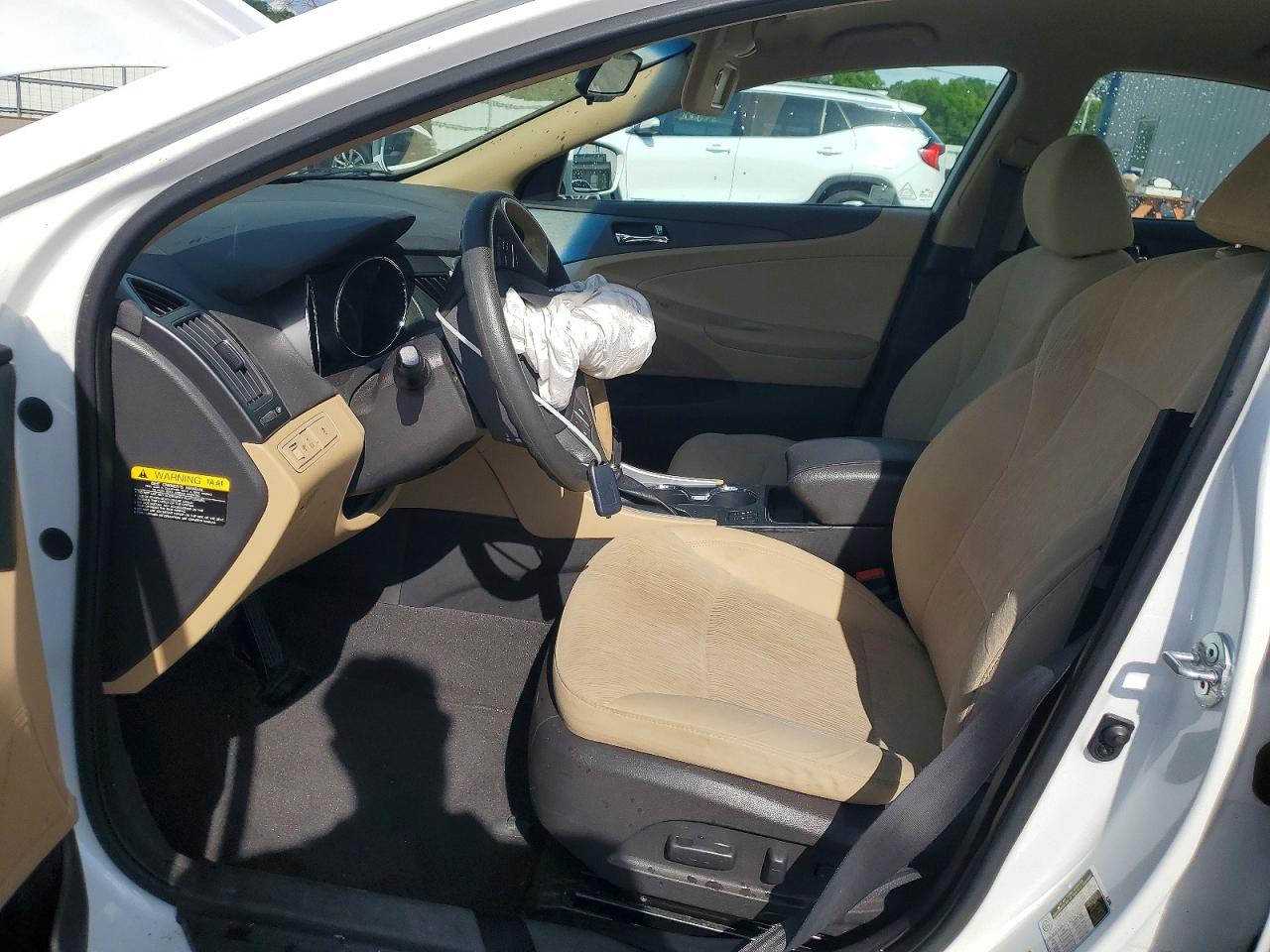 2014 HYUNDAI SONATA GLS photo 13