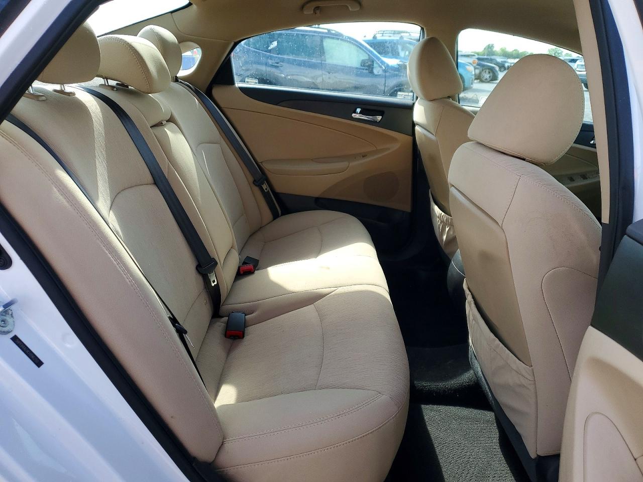 2014 HYUNDAI SONATA GLS photo 19