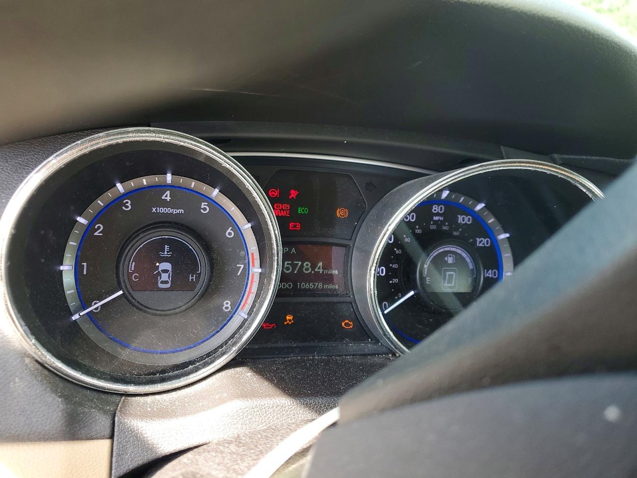2014 HYUNDAI SONATA GLS photo 17