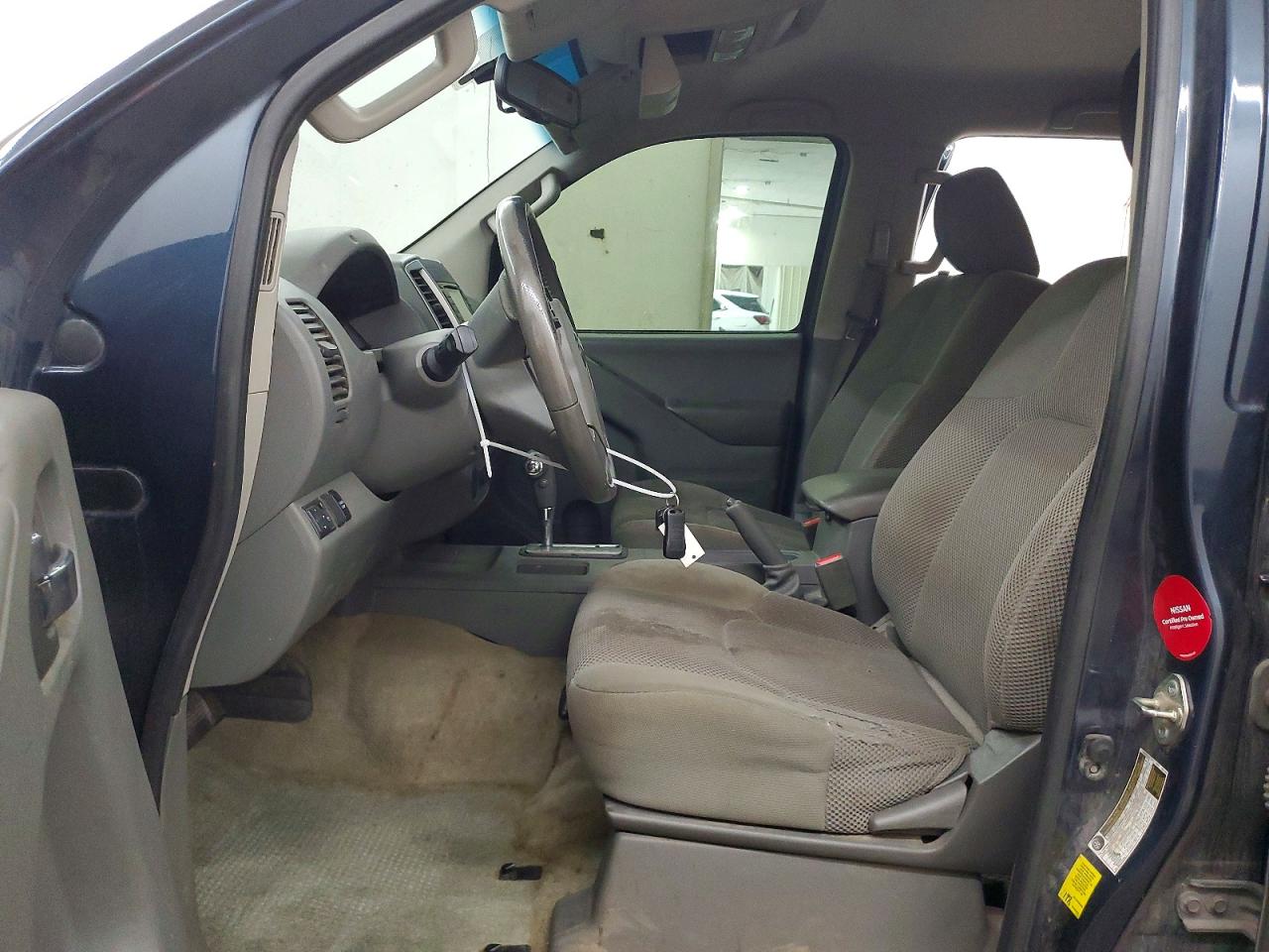 2017 NISSAN FRONTIER SV photo 7