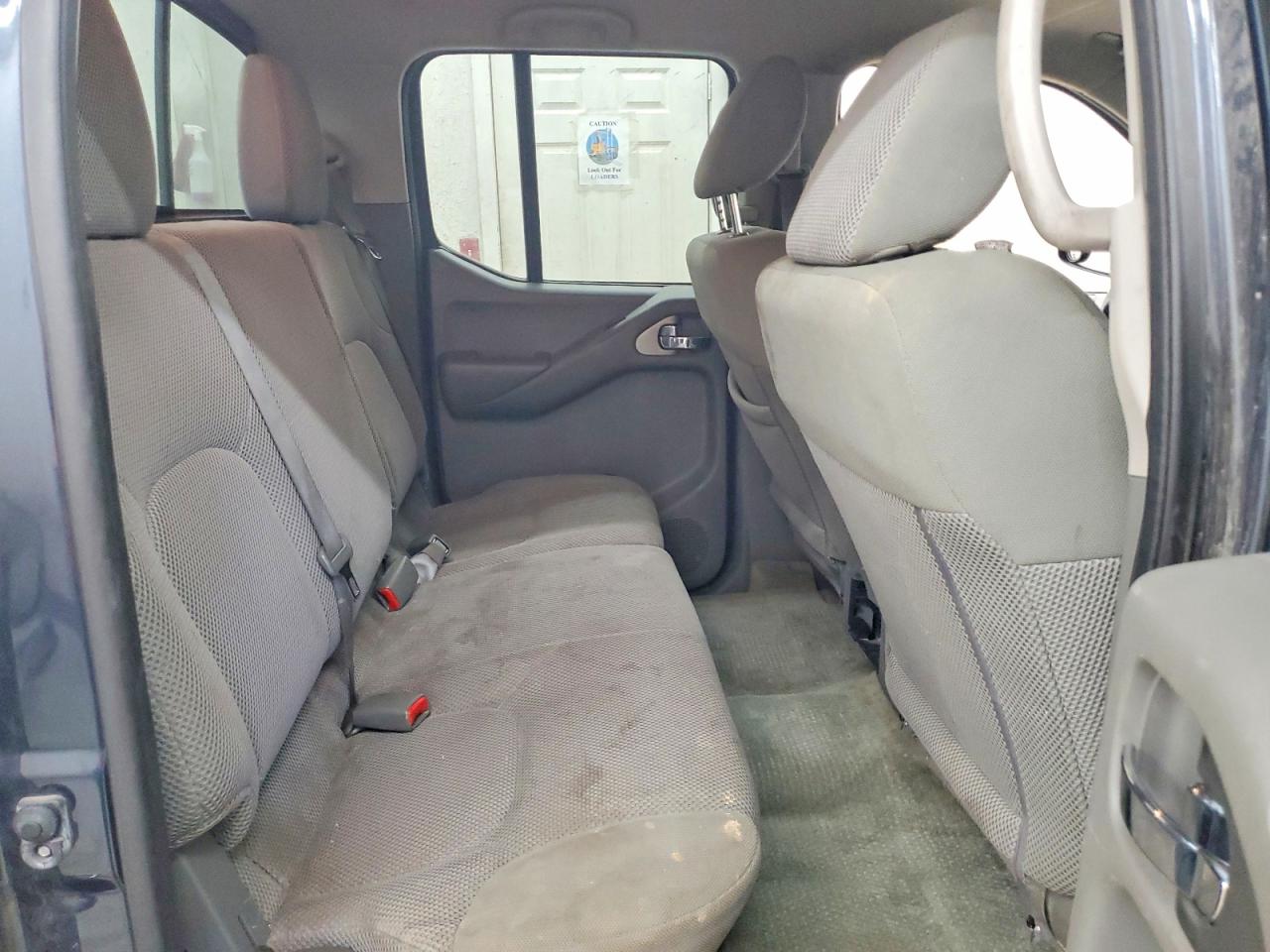 2017 NISSAN FRONTIER SV photo 10
