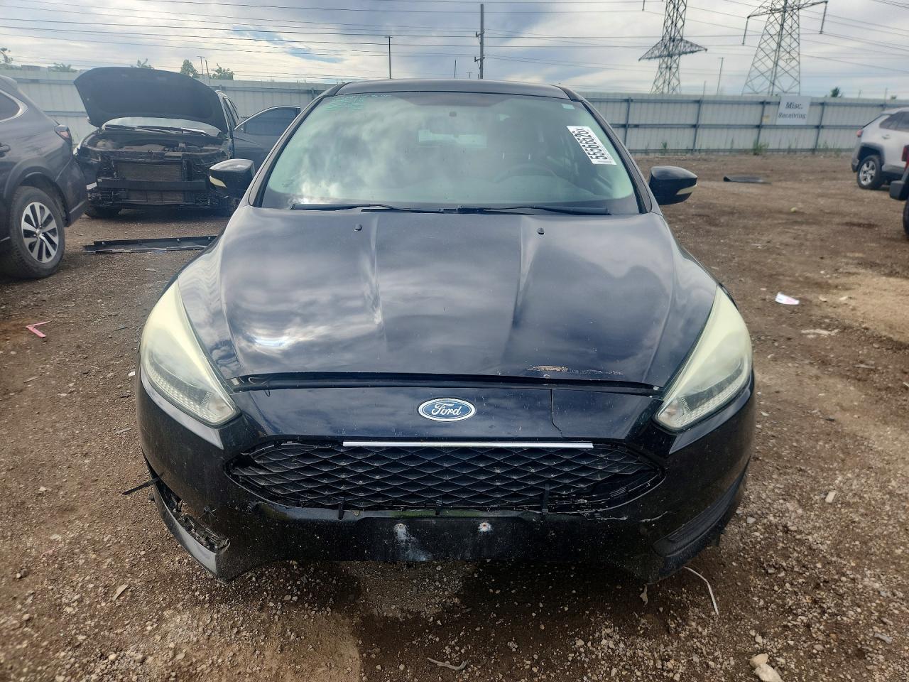 2015 FORD FOCUS SE photo 9