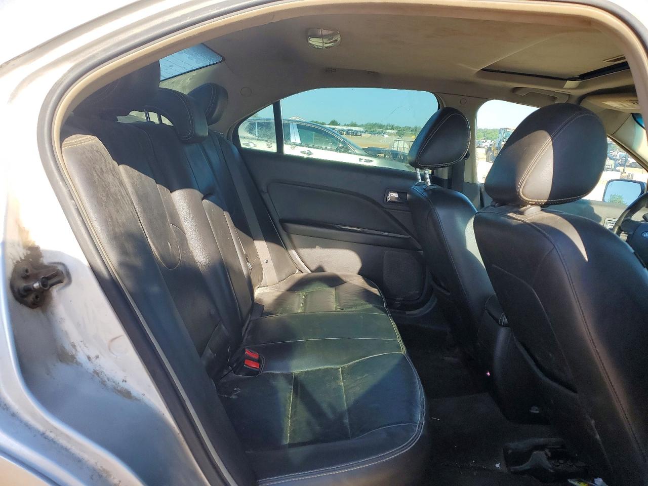 2011 FORD FUSION SEL photo 28