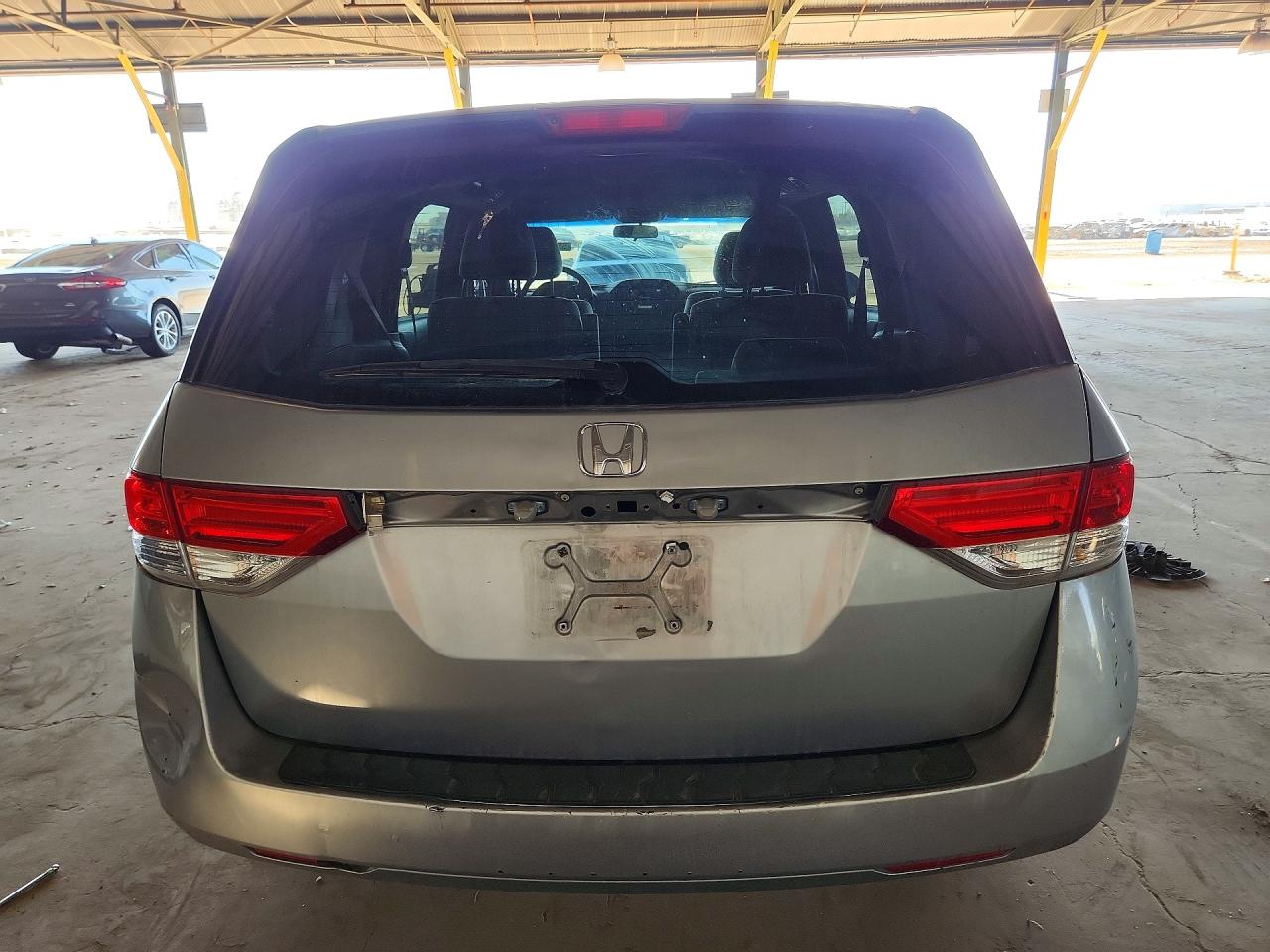 2016 HONDA ODYSSEY LX photo 11