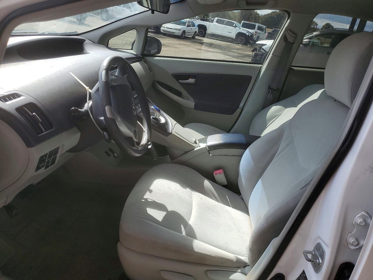 2010 TOYOTA PRIUS II photo 19