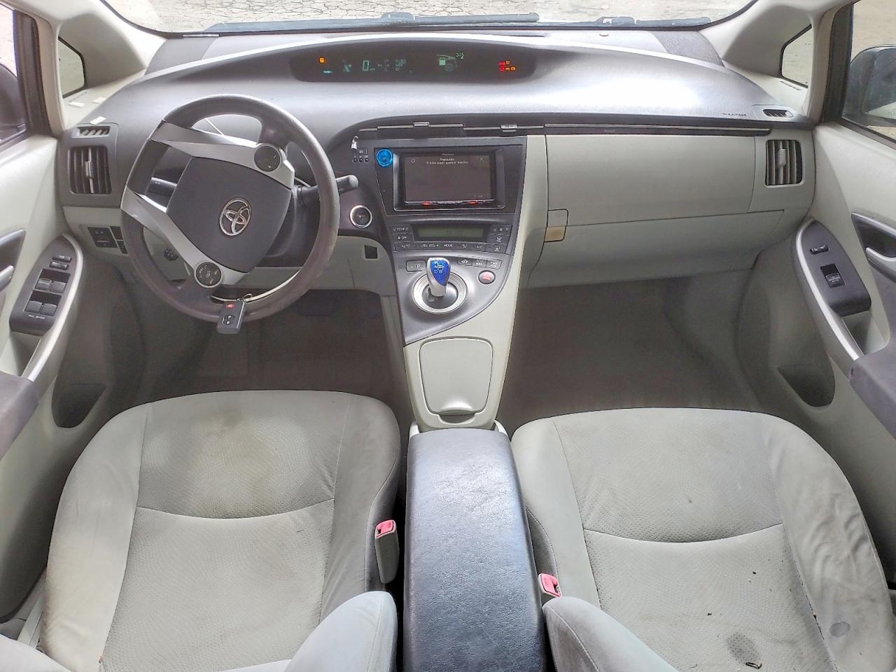2010 TOYOTA PRIUS II photo 22