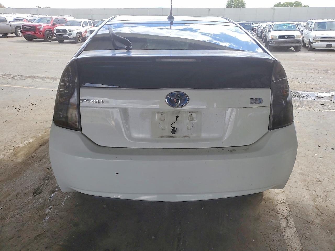 2010 TOYOTA PRIUS II photo 16