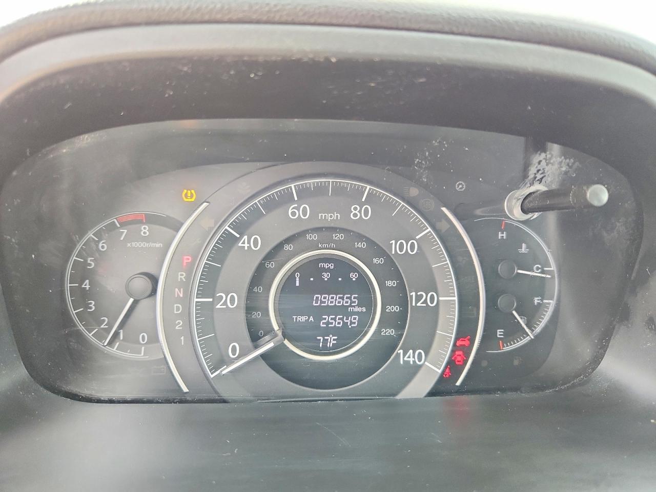 2014 HONDA CR-V LX photo 9