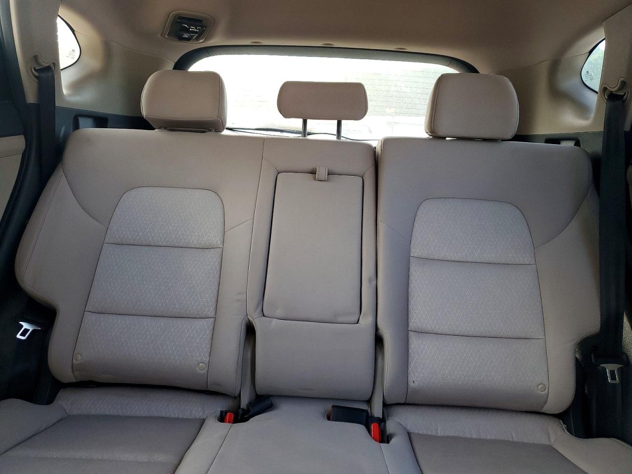 2017 HYUNDAI TUCSON SE photo 19