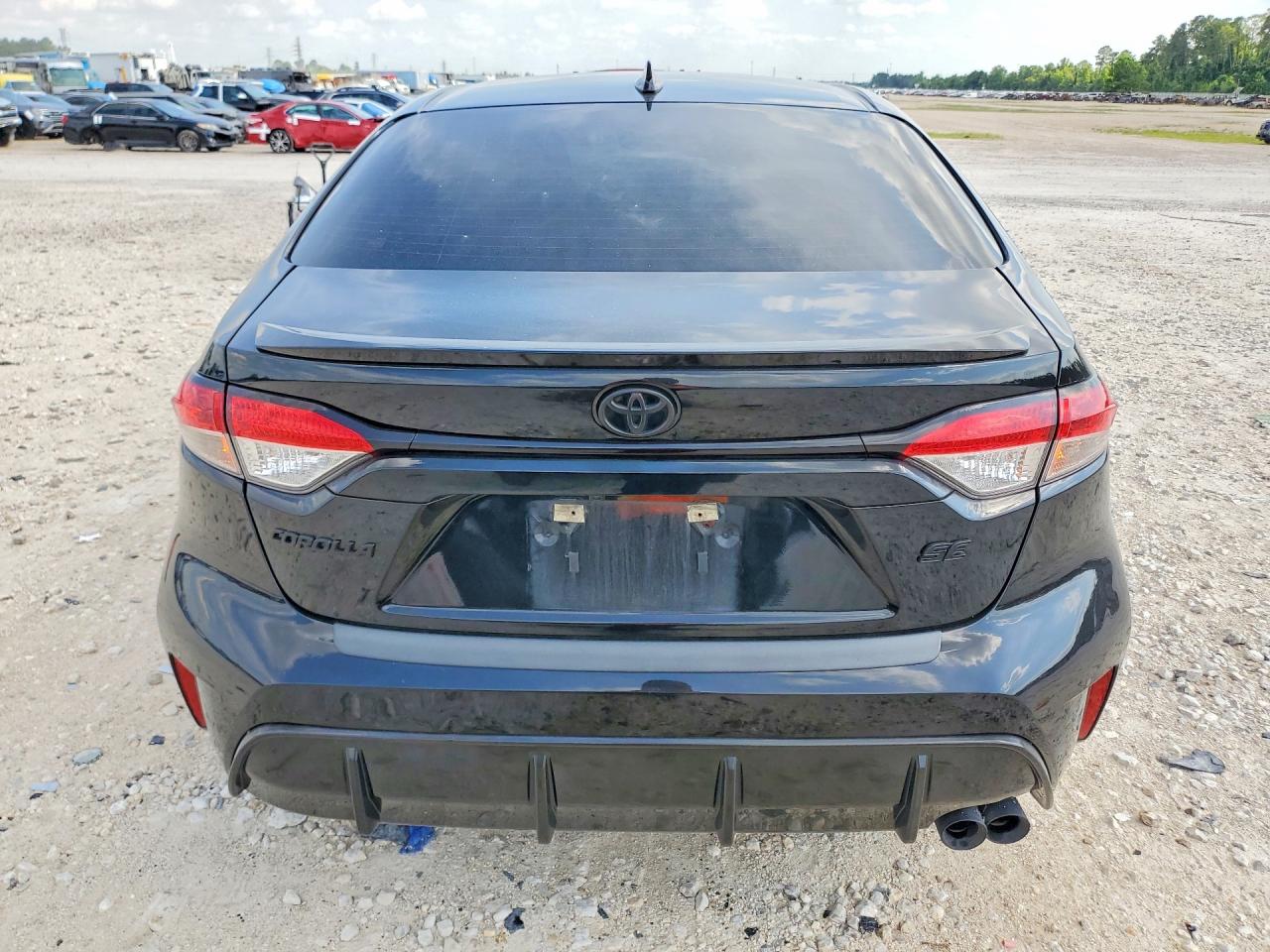 2024 TOYOTA COROLLA SE photo 6
