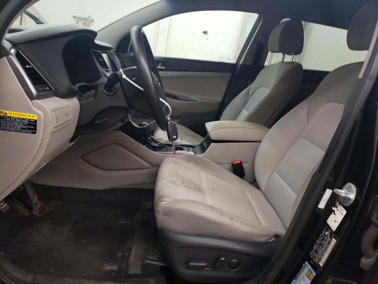 2018 HYUNDAI TUCSON SEL photo 13
