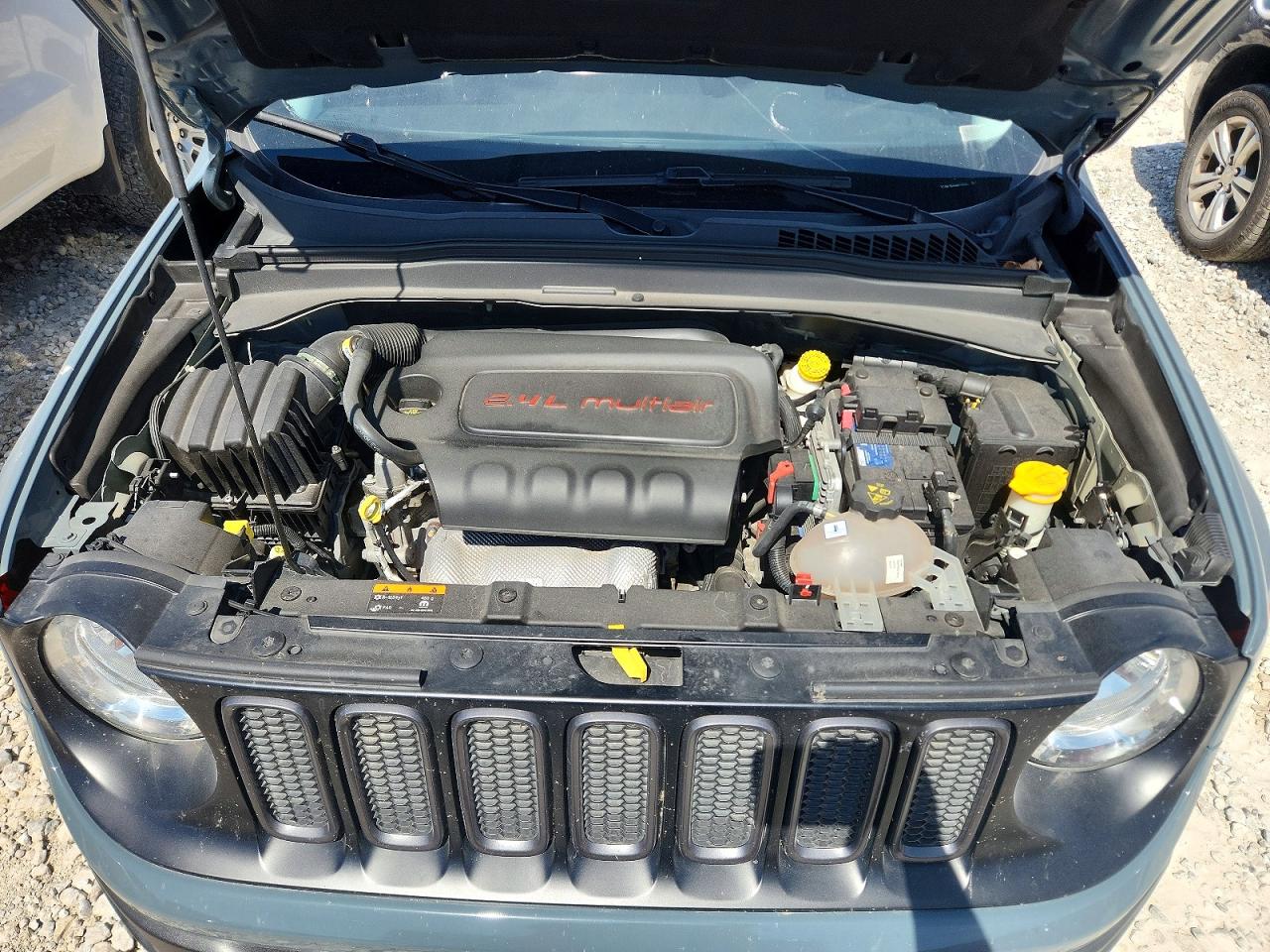 2017 JEEP RENEGADE TRAILHAWK photo 11