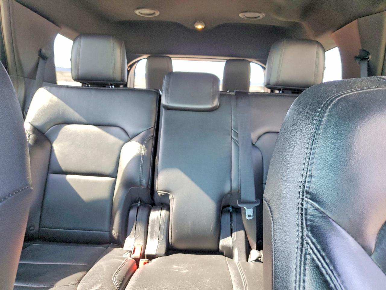 2016 FORD EXPLORER XLT photo 19