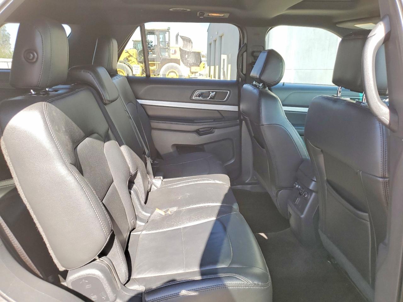 2016 FORD EXPLORER XLT photo 21