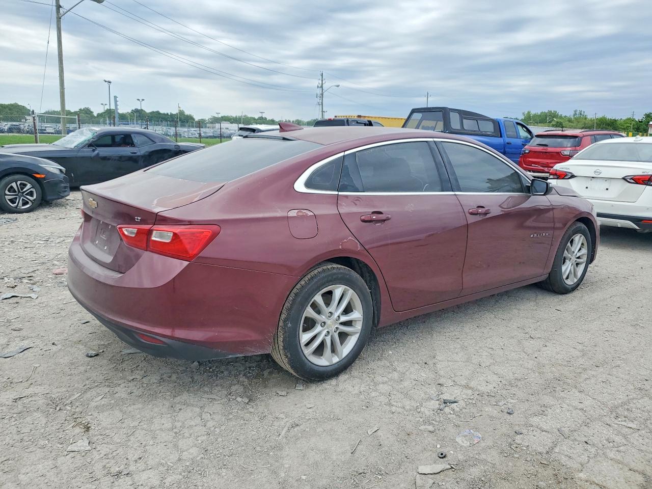 2016 CHEVROLET MALIBU LT photo 5