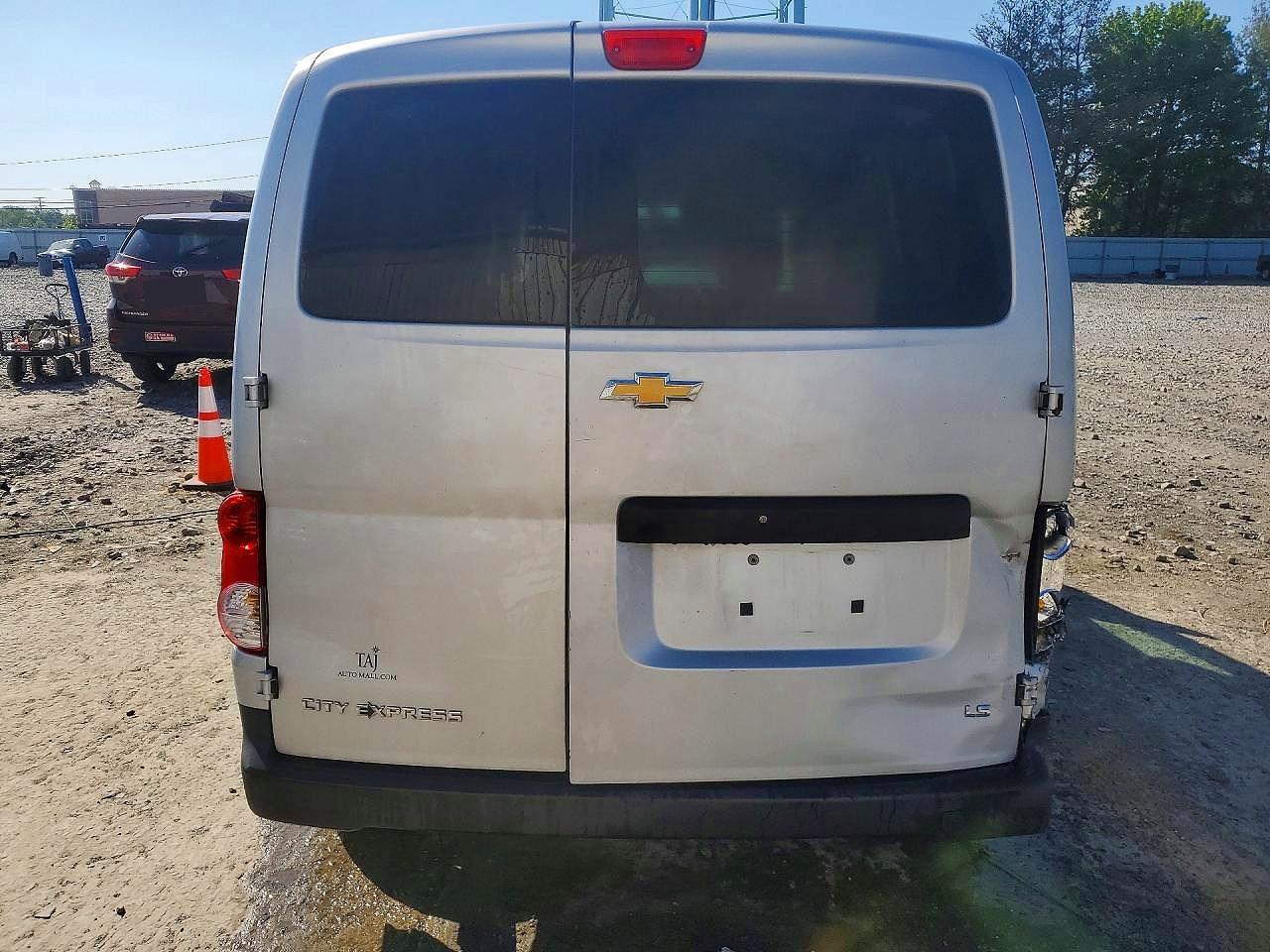 2015 CHEVROLET CITY EXPRESS LS photo 11