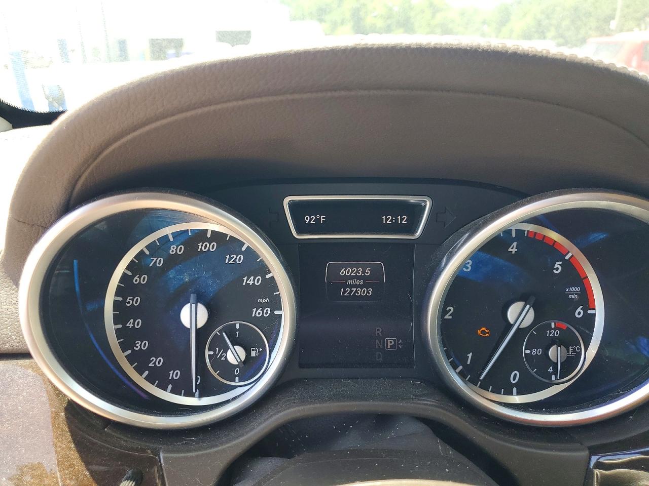 2015 MERCEDES-BENZ GL 350 BLUETEC photo 9