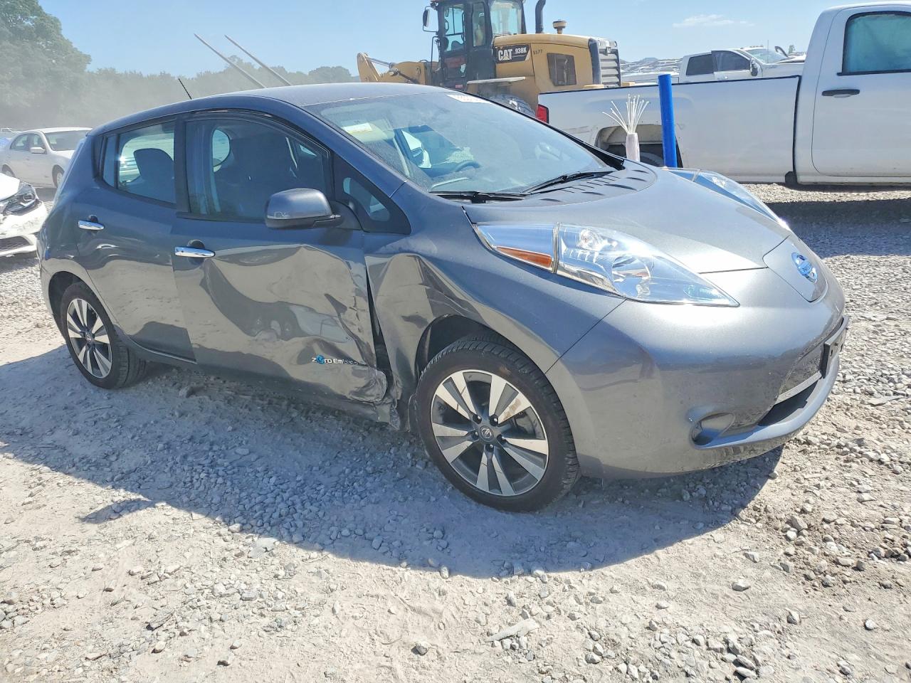 2017 NISSAN LEAF SV photo 10