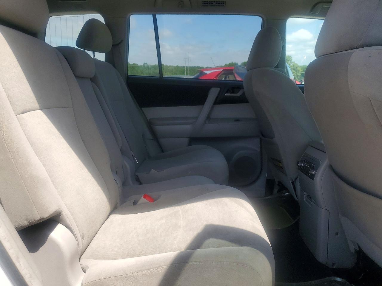 2013 TOYOTA HIGHLANDER PLUS photo 11