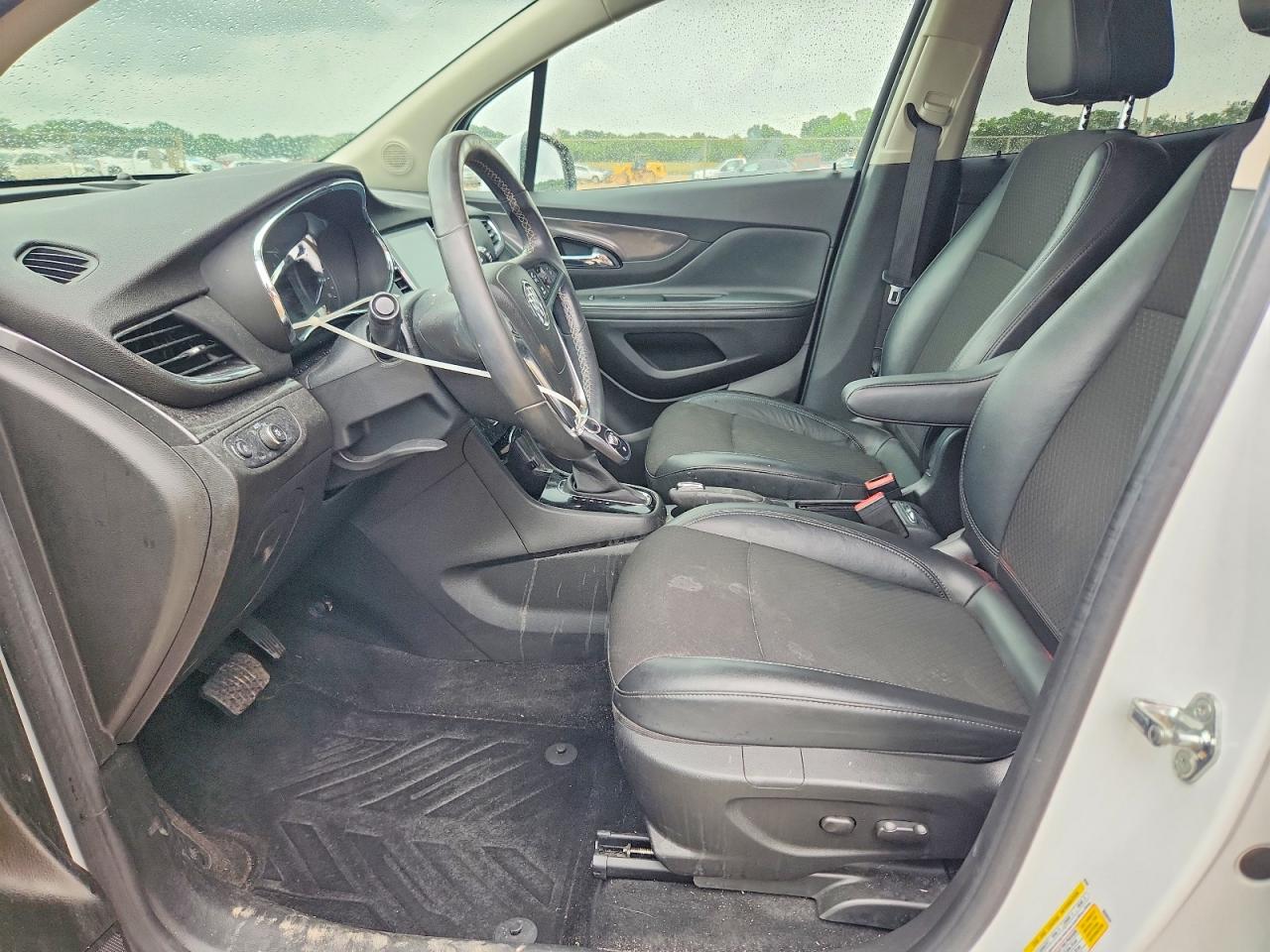 2017 BUICK ENCORE PREFERRED photo 13