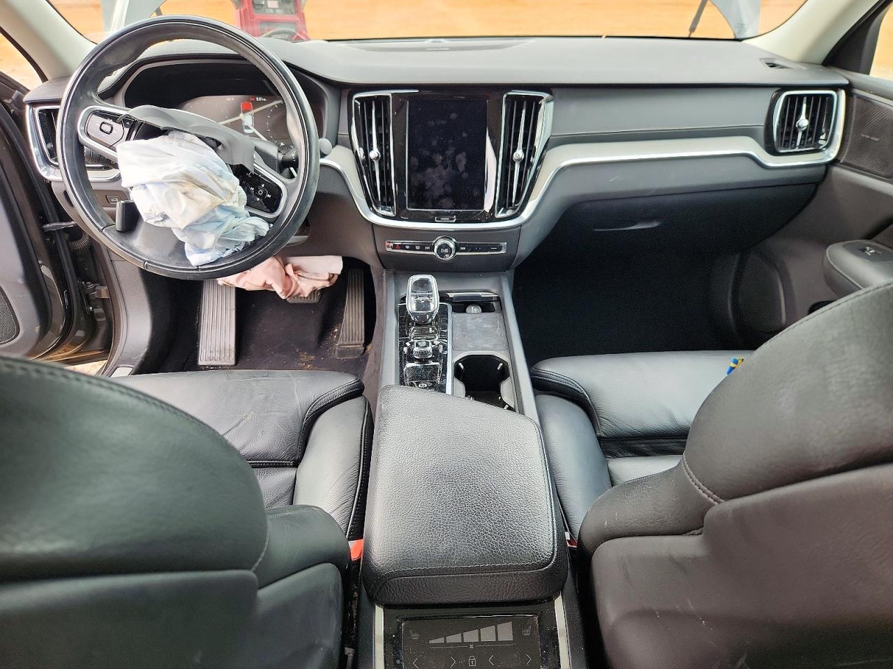 2022 VOLVO S60 B5 INSCRIPTION photo 15