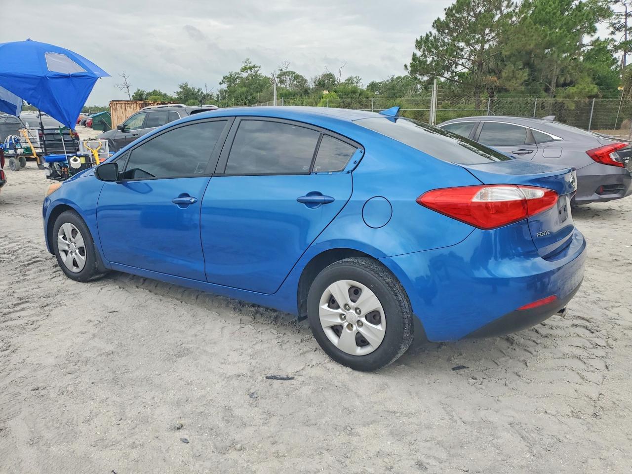 2015 KIA FORTE photo 3