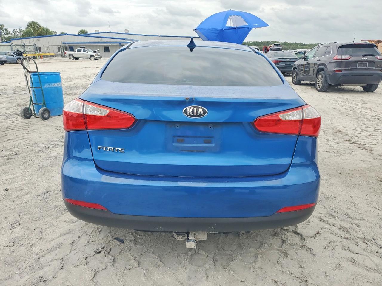 2015 KIA FORTE photo 11