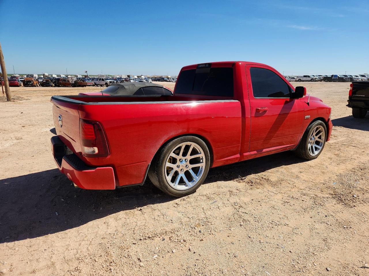2016 RAM 1500 SPORT photo 3