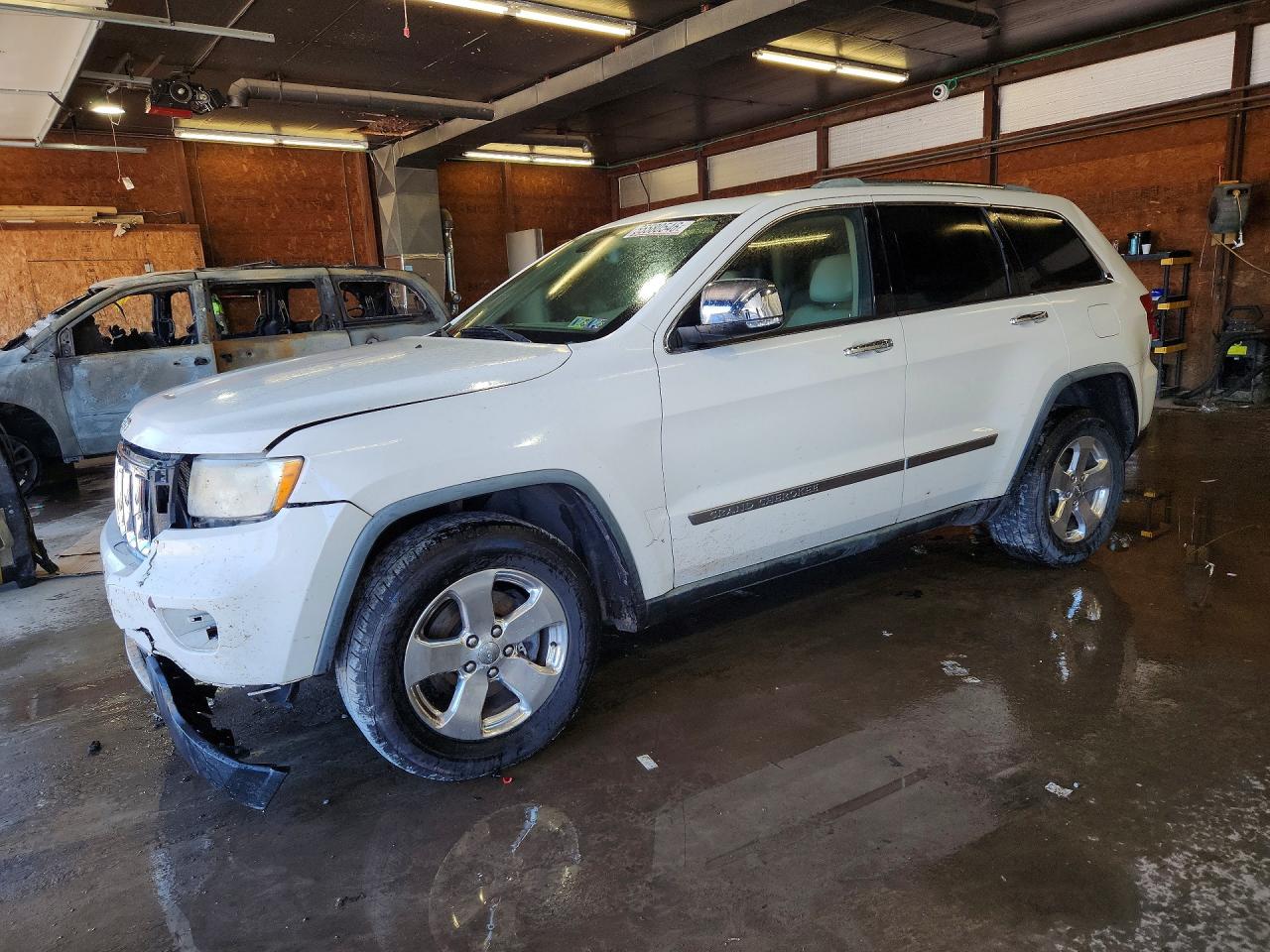2011 JEEP GRAND CHEROKEE