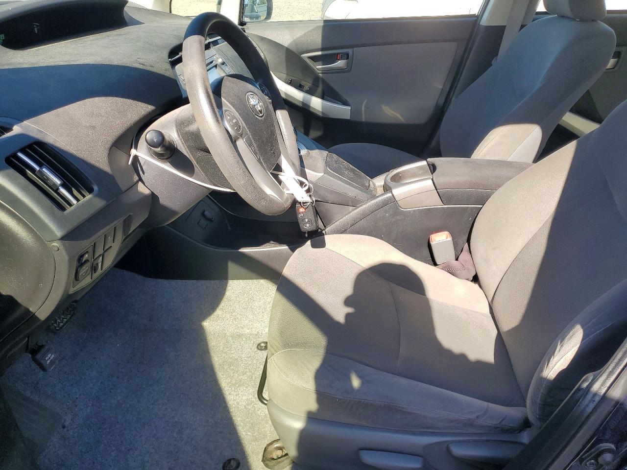 2012 TOYOTA PRIUS THREE photo 19