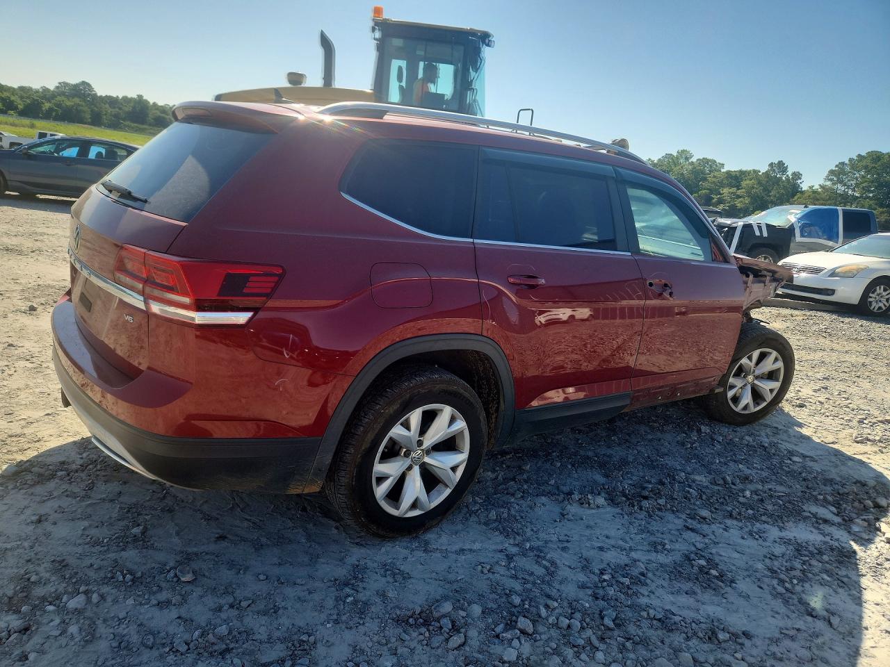 2018 VOLKSWAGEN ATLAS SE photo 3