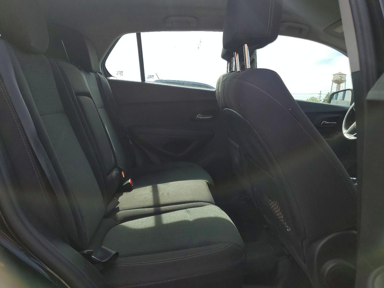 2018 CHEVROLET TRAX LS photo 21