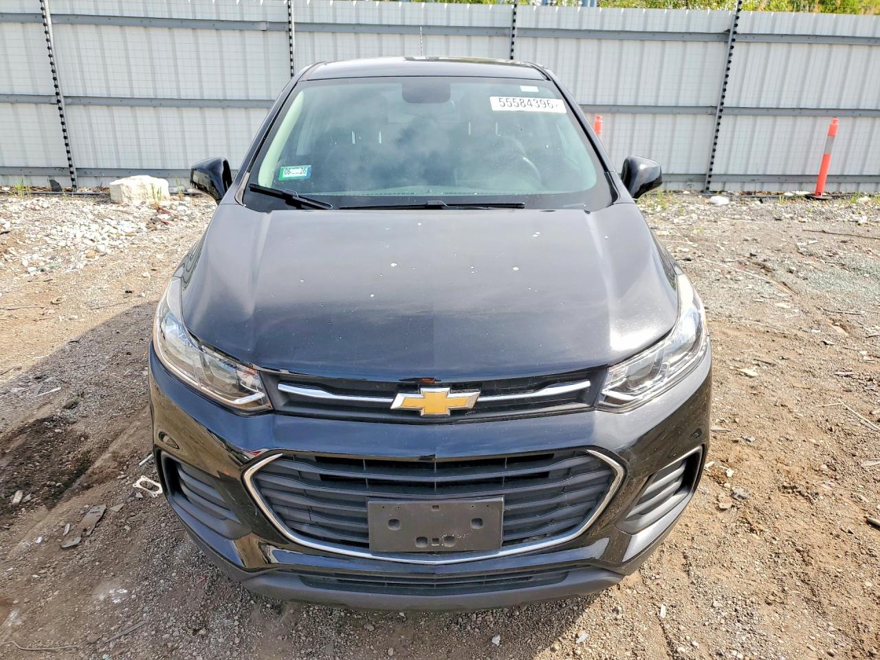 2018 CHEVROLET TRAX LS photo 9