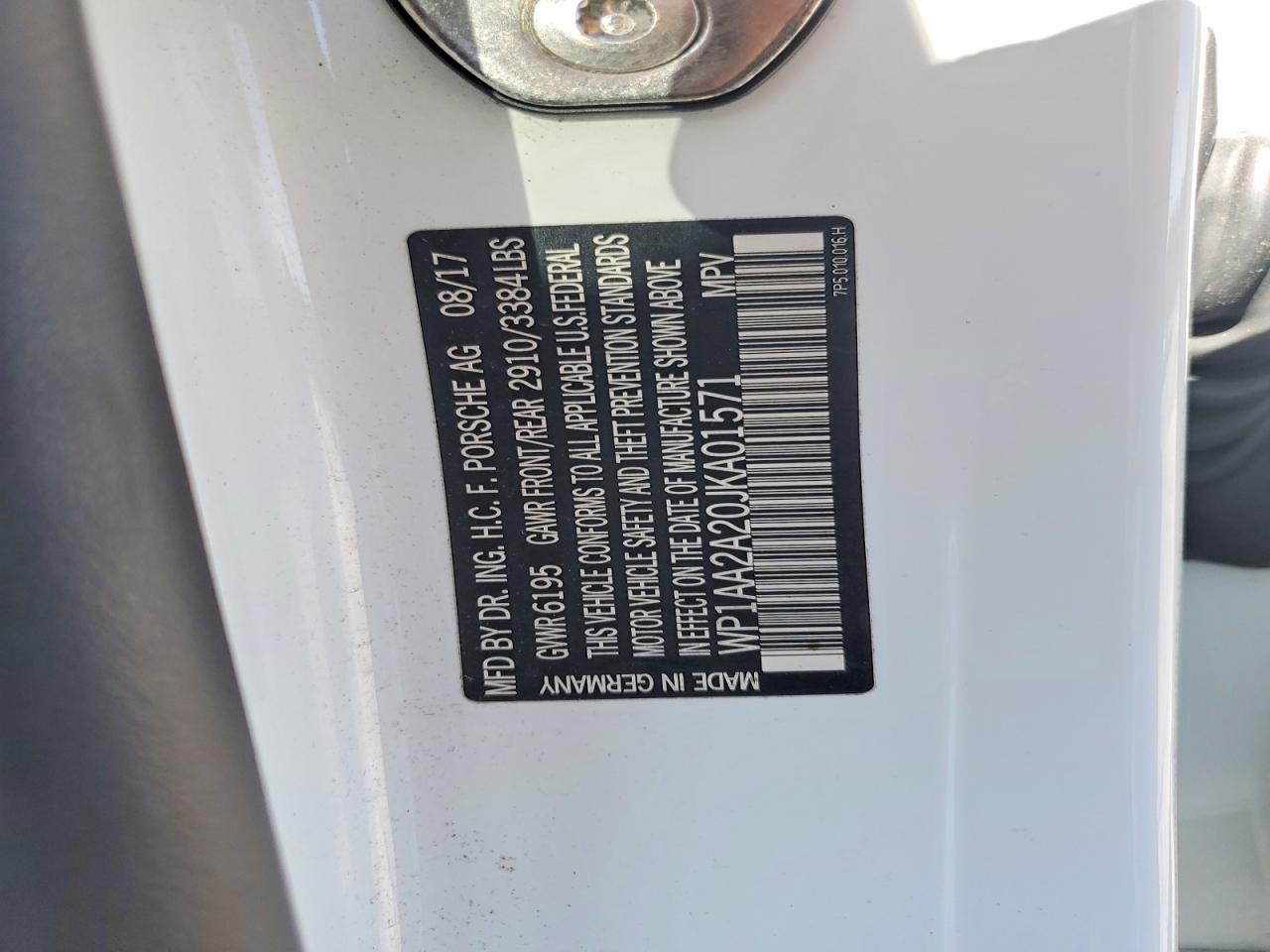 2018 PORSCHE CAYENNE photo 13